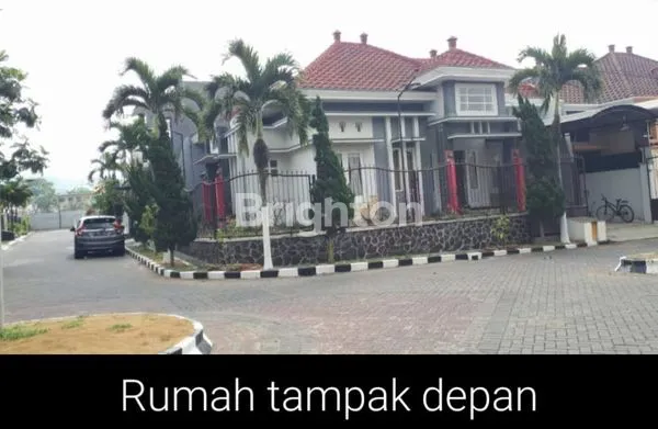 Gambar Property
