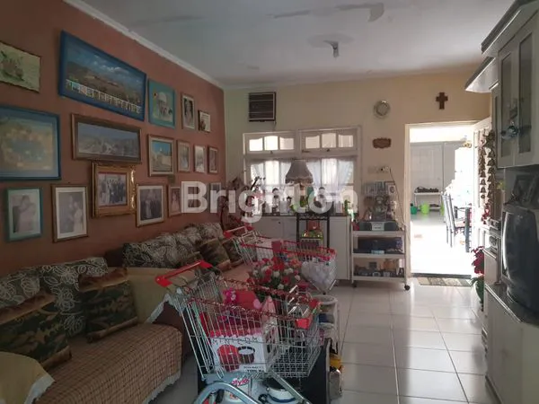 image RUMAH LAMA LEBAK ARUM PERLU RENOV, MASIH  (2)