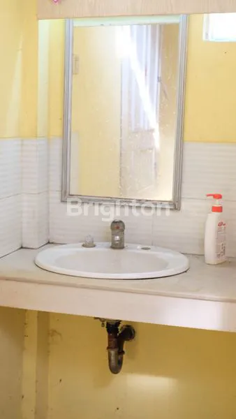 image RUKO DI PUSAT KOTA BANDUNG DI JALAN RAYA A. YANI. SANGAT COCOK UNTUK KANTOR ATAU TEMPAT USAHA (6)