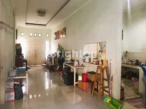 image RUMAH LUAS SIAP HUNI VILLA MELATI MAS TANGERANG SELATAN (2)