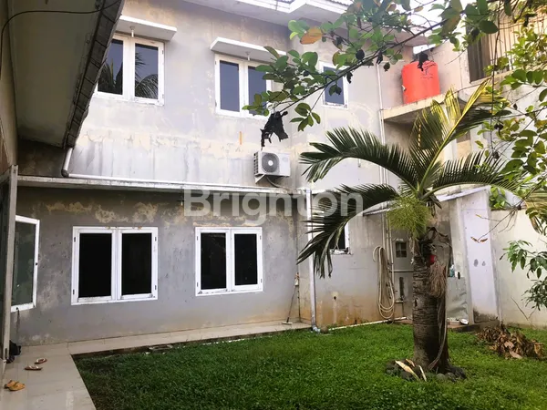 image RUMAH LUAS SIAP HUNI VILLA MELATI MAS TANGERANG SELATAN (4)
