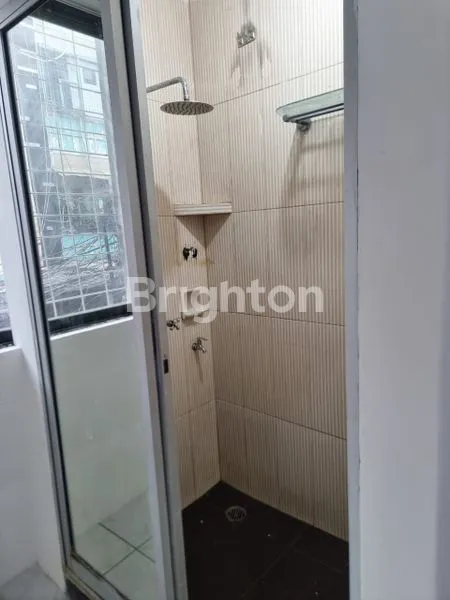 image RUMAH 3 LANTAI JELAMBAR - JAKARTA BARAT (5)