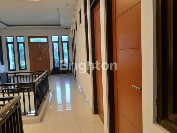 DISEWAKAN RUKO DI SURYA SUMANTRI