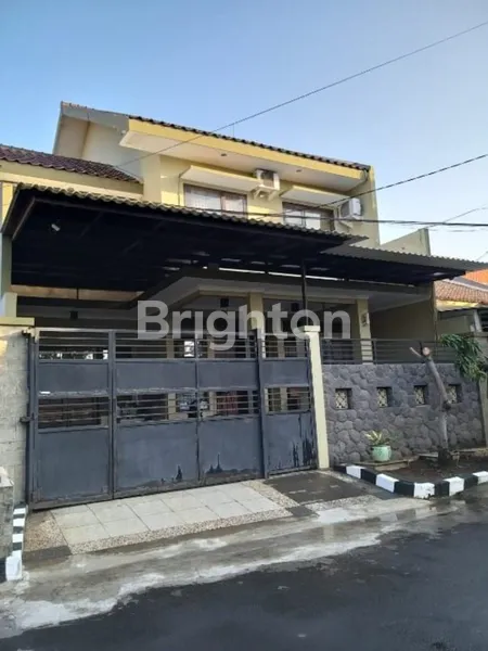 image RUNGKUT SIAP HUNI FURNISH SELANGKAH DARI MERR (1)