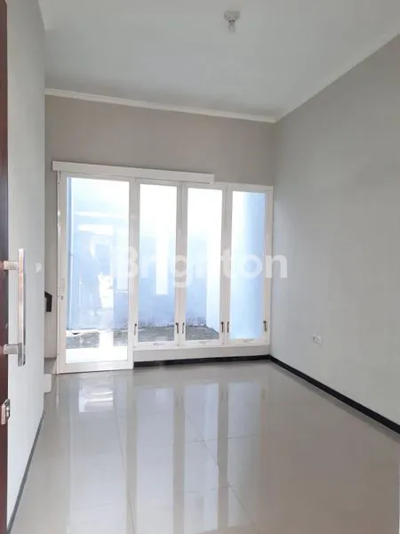 image RUMAH 2 LANTAI BERSIH TERAWAT SIAP HUNI DEKAT RAYA SUHAT, UB, POLINEMA (5)