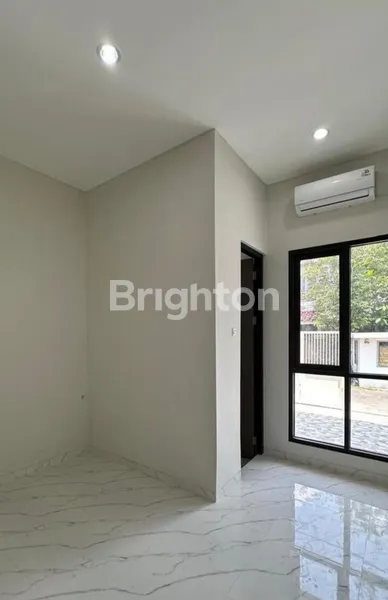 image RUMAH SUDUT MEDOKAN ASRI 2 LANTAI (7)