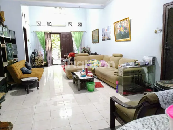 image WIGUNA UTARA SIAP HUNI HOOK SEMI FURNISH (4)