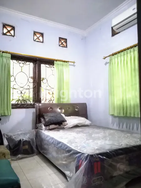 image WIGUNA UTARA SIAP HUNI HOOK SEMI FURNISH (5)