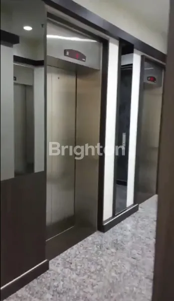 image APARTMENT BERKELEY (2)