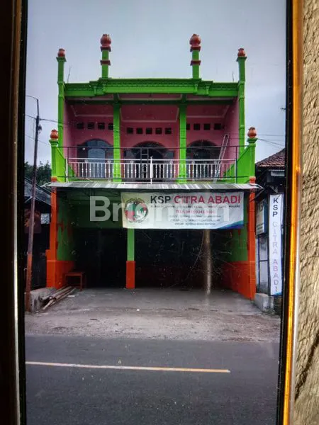 RUMAH 2 LANTAI LT 300 M2 DEKAT WISATA BENDUNGAN LAHOR KARANGKATES DI JALAN RAYA KARANGKATES, SUMBERPUCUNG, KAB MALANG