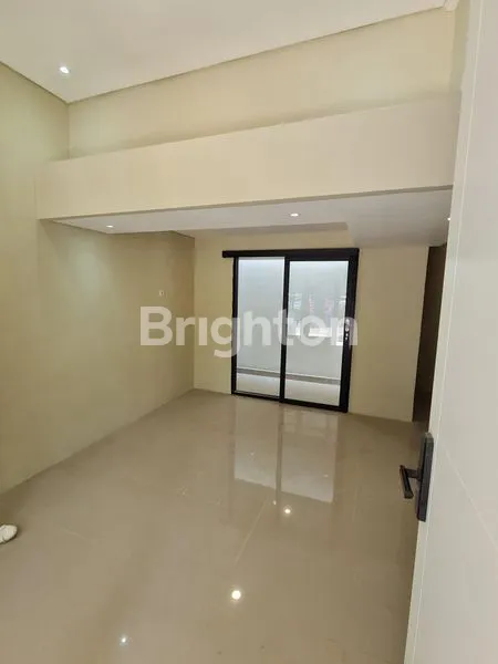 image RUNGKUT ASRI TIMUR, RUMAH BARU, MODEL MINIMALIS (2)