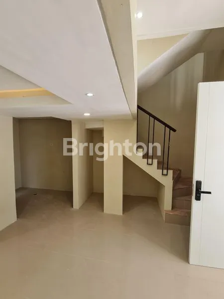 image RUNGKUT ASRI TIMUR, RUMAH BARU, MODEL MINIMALIS (3)