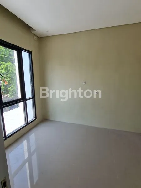 image RUNGKUT ASRI TIMUR, RUMAH BARU, MODEL MINIMALIS (7)