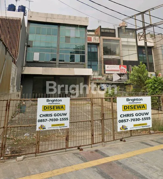 RUKO GANDENG 3 LANTAI PARKIRAN LUAS KEMBANGAN SELATAN  JAKARTA BARAT