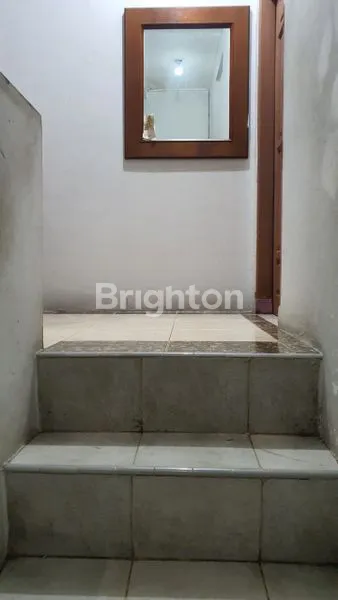 image JARANG ADA RUMAH 2 1/2 LANTAI DI TAMAN PALEM LESTARI  (6)