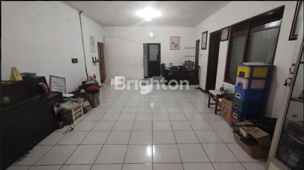 image RUMAH & TOKO HA.SALIM MADIUN (5)