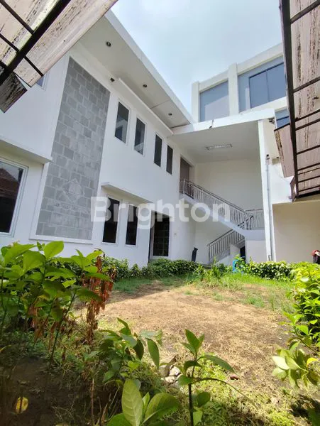 image PERKANTORAN COCOK UNTUK SEGALA USAHA RAYA DARMO (3)