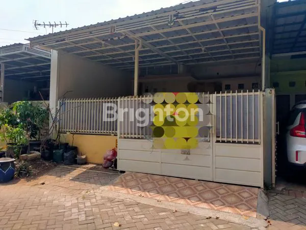 image RUMAH MINIMALIS DI TAMAN WISATA REGENCY GADUNG DRIYOREJO GRESIK (1)