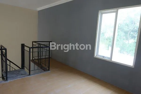 image RUMAH 2 LANTAI SIAP PAKAI DI PERUMAHAN GRAHA WAHID KEDUNGMUNDU SEMARANG (3)