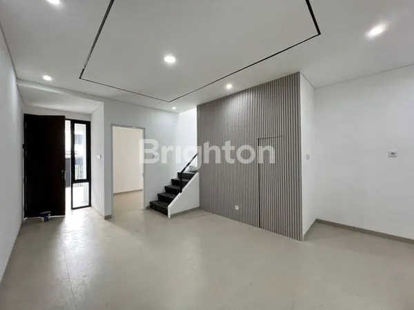 image RUMAH 2LANTAI BARU GRESSS SELANGKAH RAYA MERR (5)