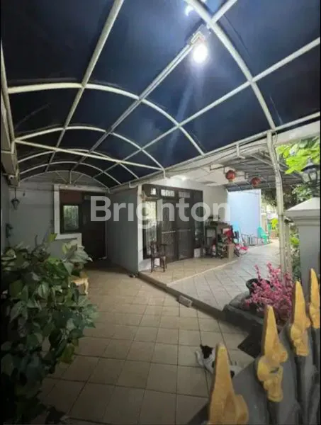 image DIJUAL RUMAH HOEK MURAH DAAN MOGOT BARU, JAKARTA BARAT (1)