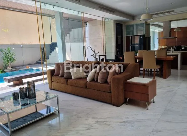 RUMAH MEWAH PAKUWON CITY DEKAT PAPAYA & MALL