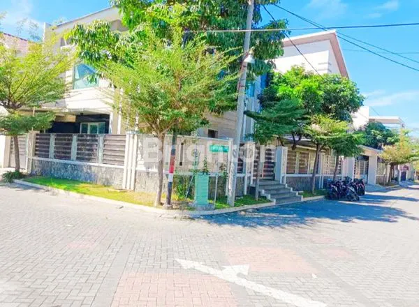 image RUMAH MEWAH HOOK FULL FURNISH DELTA GARDENIA (1)