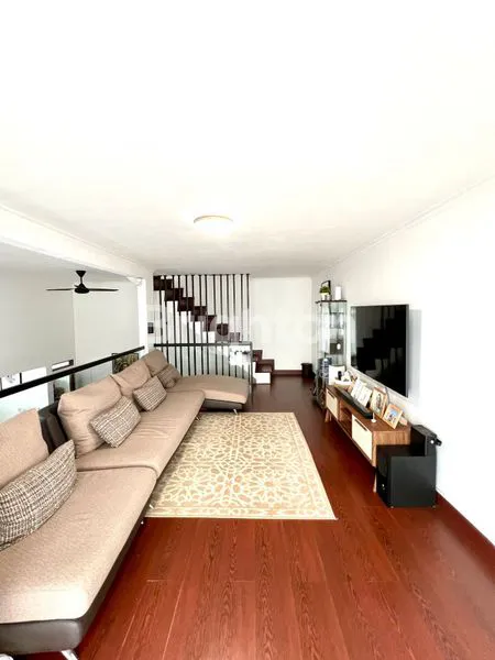 image RUMAH CANTIK DAN NYAMAN DI JAGAKARSA (5)