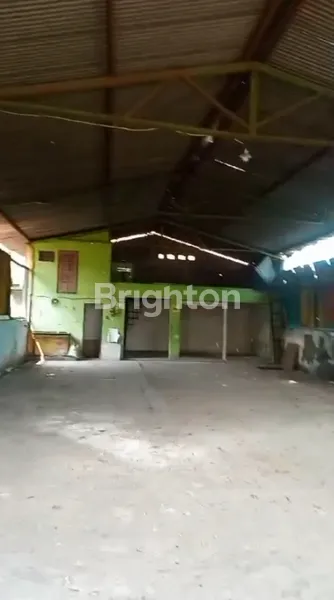 image DIJUAL RUMAH BEKAS BENGKEL DI JALAN PROVINSI MADIUN - SURABAYA (2)