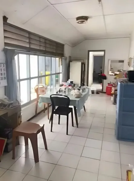 image RUMAH PUCANG ANOM COCOK UNTUK USAHA, STRATEGIS DEKAT NGAGEL, RAYA MANYAR (4)