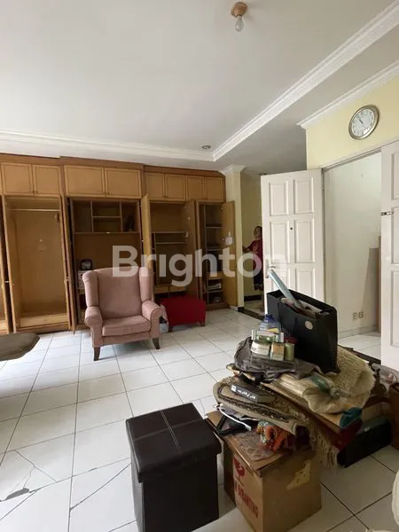 image RUMAH MEWAH CANTIK SEMI FURNISHED DALAM PERUMAHAN DI JATIBENING BEKASI JAWA BARAT (6)