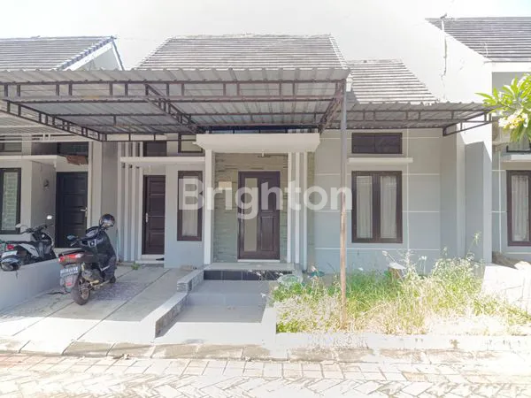 image RUMAH SIAP PAKAI COCOK UNTUK TEMPAT TINGGAL DI PERUMAHAN PONDOK PERMAI KERTONATAN KARTASURA (8)