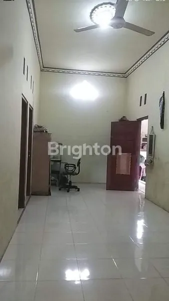 image RUMAH ASRI DENGAN TANAH LUAS DI PERAK JOMBANG (6)