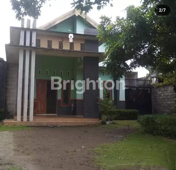 image RUMAH ASRI DENGAN TANAH LUAS DI PERAK JOMBANG (2)