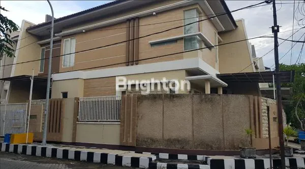 image RUMAH DI KAWASAN ELIT KUTISARI SURABAYA (4)