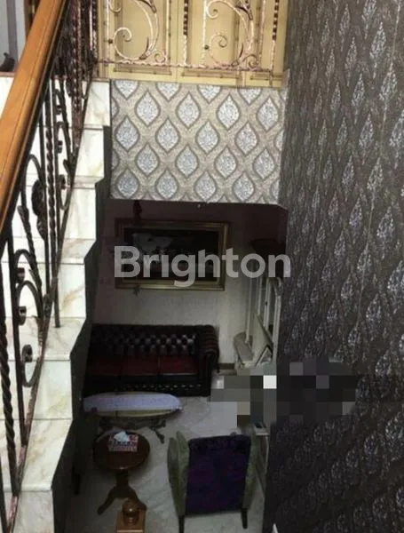 image RUMAH 2 LANTAI FULL FURNISHED DI KELAPA GADING (6)