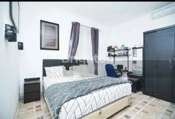 image RUMAH LOKASINYA SANGAT STRATEGIS DI GDC (6)