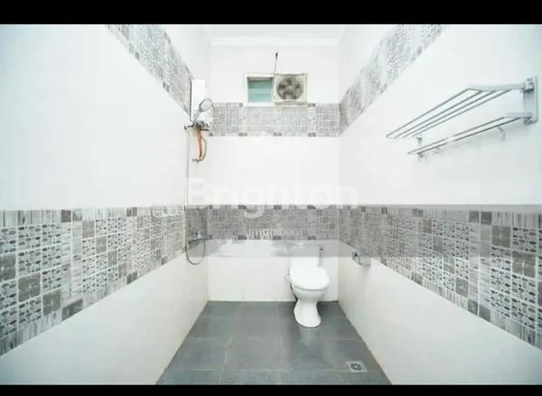 image RUMAH LOKASINYA SANGAT STRATEGIS DI GDC (8)