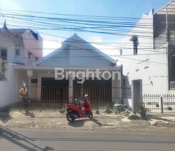 image RUMAH USAHA STRATEGIS SECOND ROAD DEKAT ROYAL ATK-SPBU-PUSAT KULINER DAN PERKANTORAN MALANG KOTA (1)