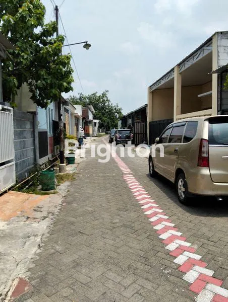 image RUMAH FULL KANOPI CANTIK SIAP HUNI GRIYA PERMATA BATURSARI SEMARANG (1)
