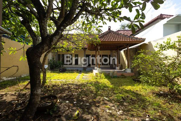 image RUMAH "OPEN HALL" TERBUKA LUAS SANGAT COCOK.UNTUKNRUANG KOMERSIAL DAN USAHA MANDIRI (6)