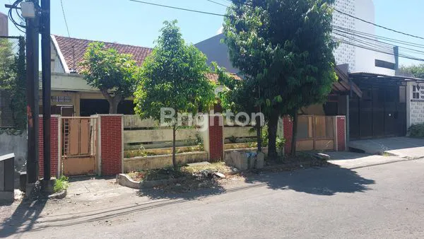 image RUMAH STRATEGIS MEDOKAN AYU, LT 300 SIAP HUNI (2)