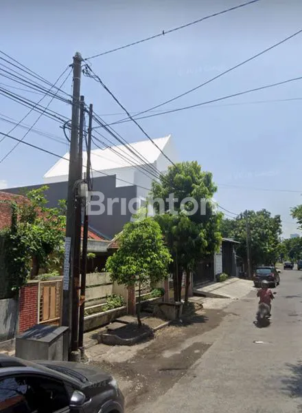 image RUMAH STRATEGIS MEDOKAN AYU, LT 300 SIAP HUNI (4)