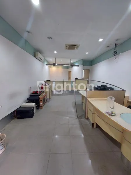 image DISEWAKAN RUKO 3 LANTAI DI SAMARINDA (2)