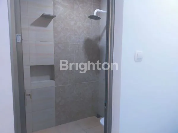 image RUMAH MEWAH DI PURI ANJASMORO SEMARANG BARAT (6)