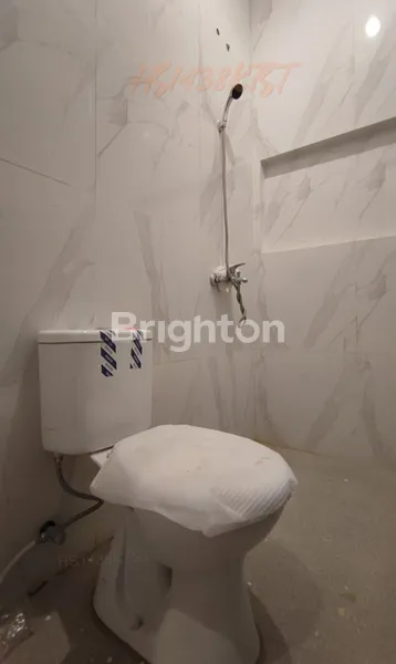 image RUMAH KLAMPIS SEMOLO NEW MINIMALIS MODERN DEKAT ITATS RAYA MERR (6)