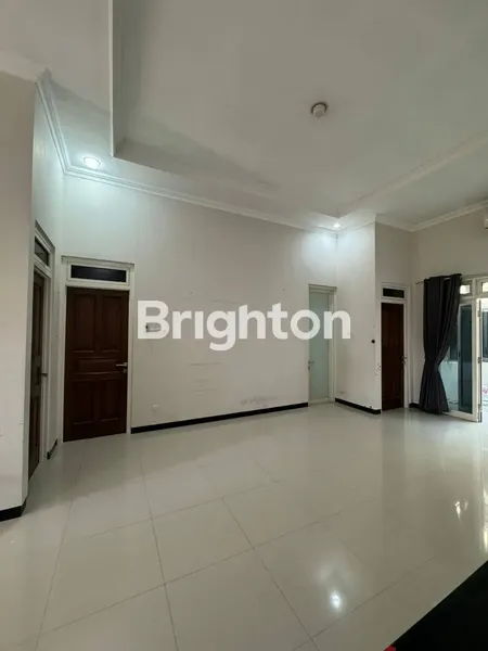 image SEPERTI BARU DKT SMA PETRA MANYAR TIRTOASRI,MANYAR TIRTOMOYO,MANYAR KERTOARJO,MANYAR KERTOADI,PURI GALAXY BUMI PERMAI ARAYA,KERTAJAYA INDAH REGENCY 21,WISMA MUKTI,KLAMPIS INDAH,WISMA PERMAI BARAT,SUTOREJO PRIMA,DHARMAHUSADA INDAH,MULYOSARI,BABATAN PANTAI (3)