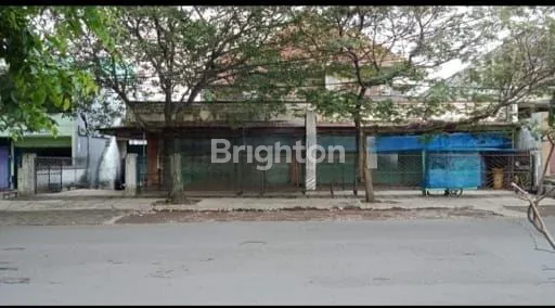 RUMAH TEMPAT USAHA AREA PULAU PULAU KOTA MALANG