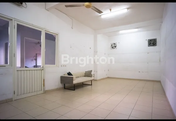 image RUMAH TRUNOJO KOMERSIAL AREA TENGAH KOTA SURABAYA , DEKAT DIPONEGORO, DR SUTOMO (5)