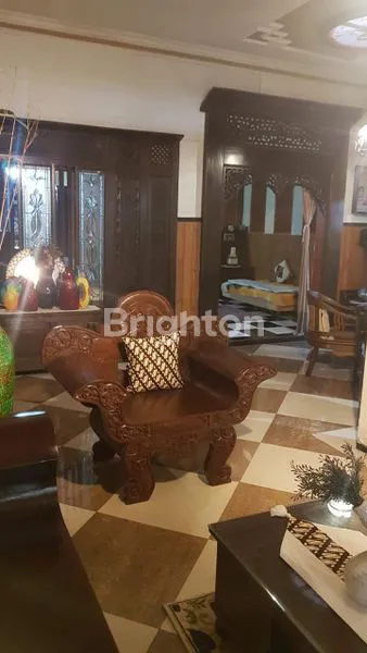 image BUTUH SEGERA LAKU!!! RUMAH ANTIK ASRI DI DAERAH SUHAT (3)